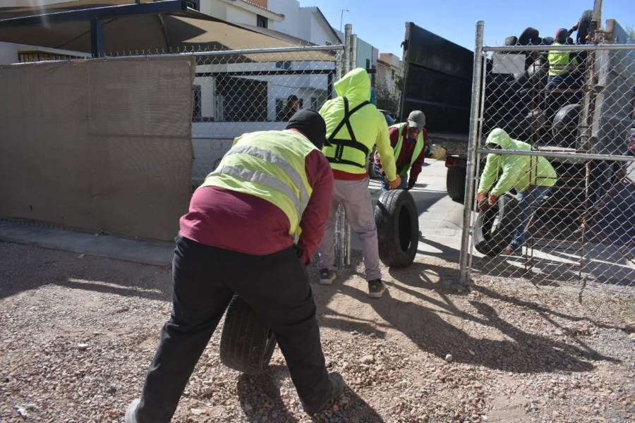 retiran llantas desuso