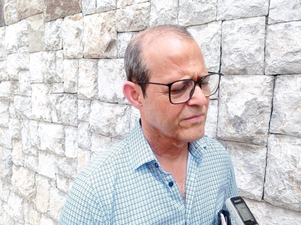 Enrique LIcon 14abr