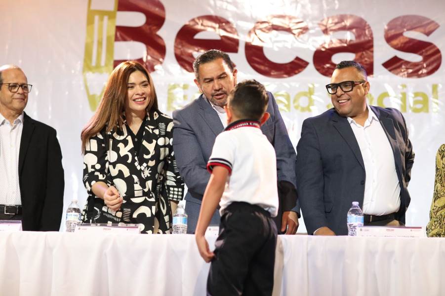 becas entregadas1
