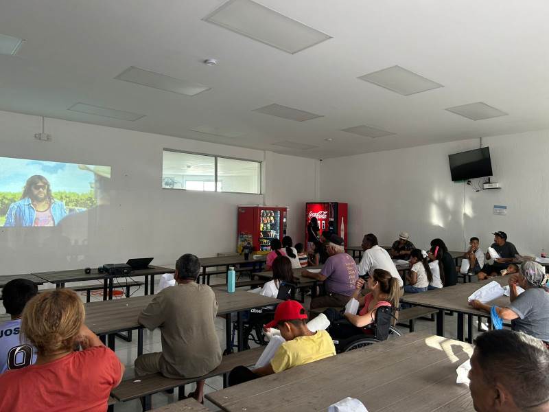 cine en albergue