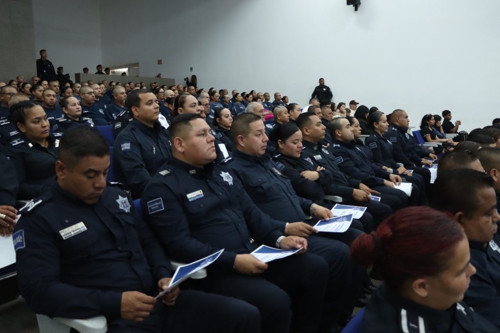 policia del mes junio 1
