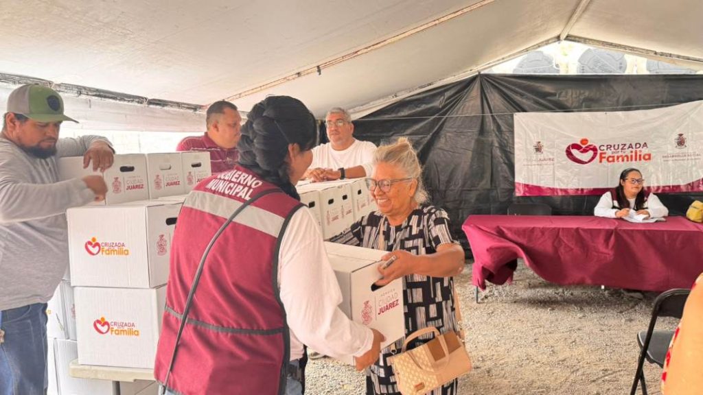 continua cruzada por la familia despensas