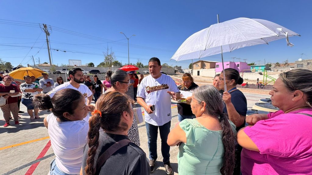 Des social-entrega tinacos