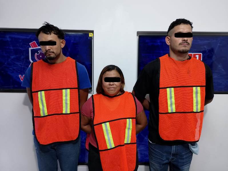 deteidos por despojo y daños