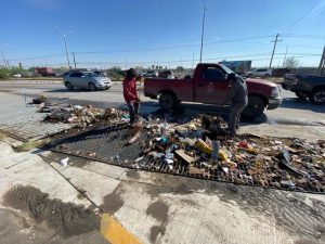 retiran basura rejillas