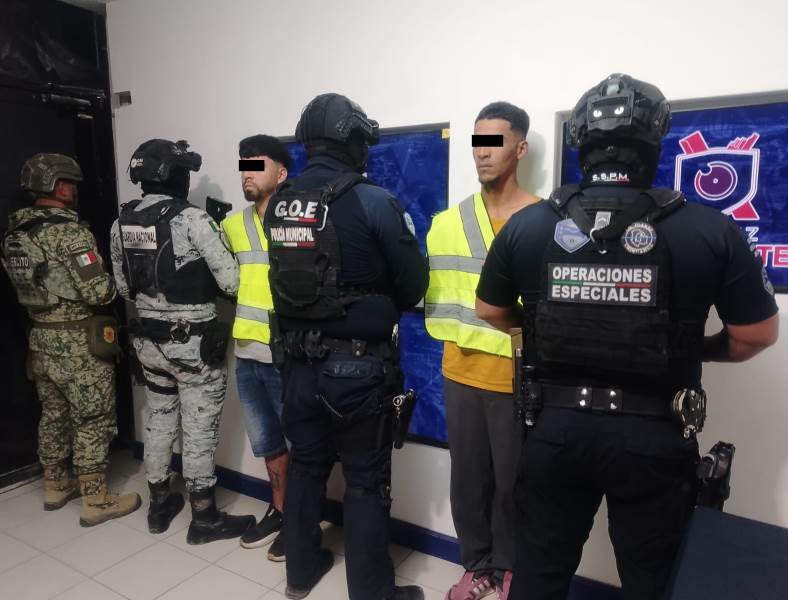 detenidos con armas