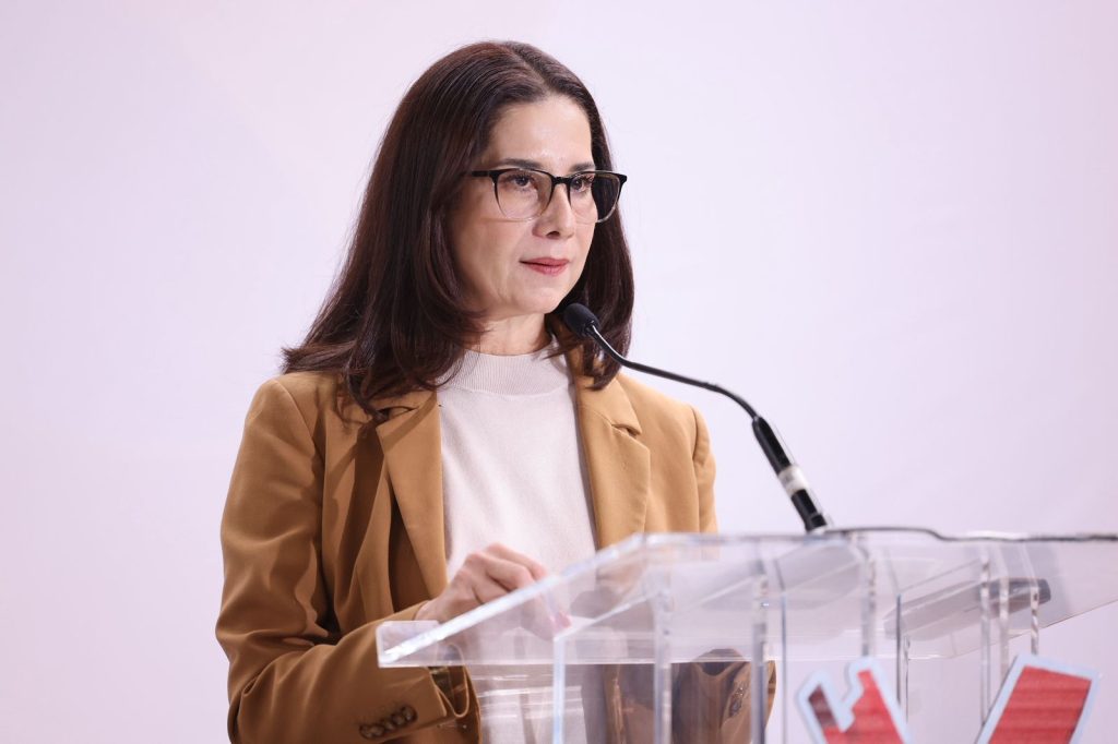 Claudia Morales 4dic