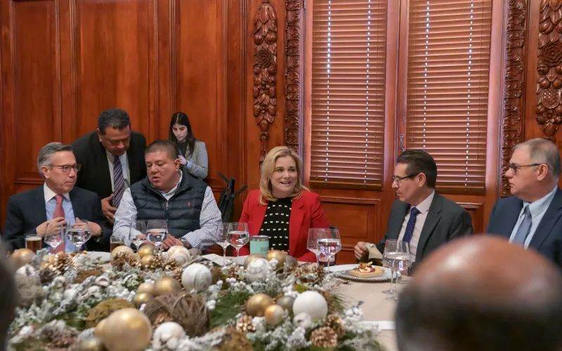 Maru-brindis gabinete