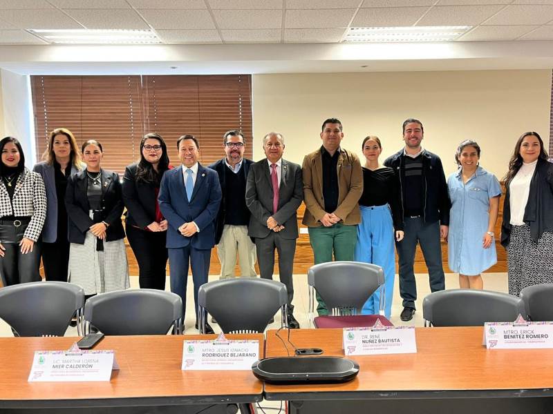 UACH-reconocen programas educ