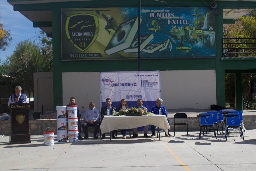entrega material esc