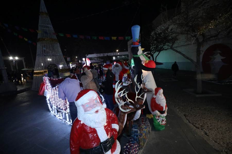 preparan centro navideño