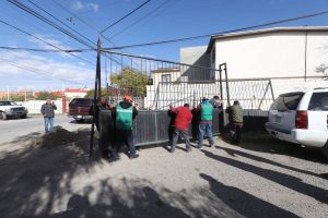 retiran rejas de fuentes del valle