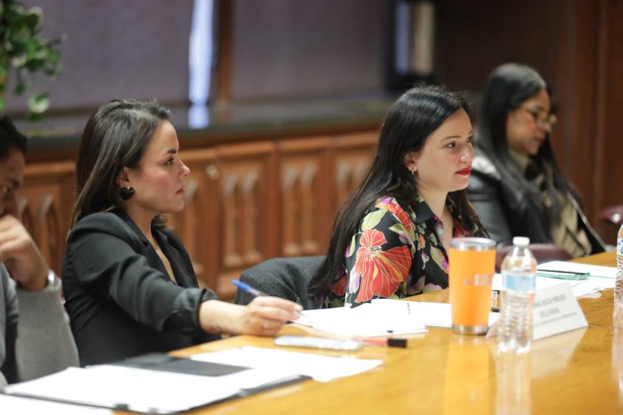 sigue comaprecencia dependencias