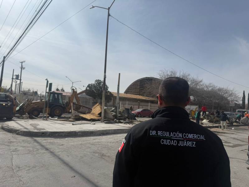 comercio-continua retiro puestos