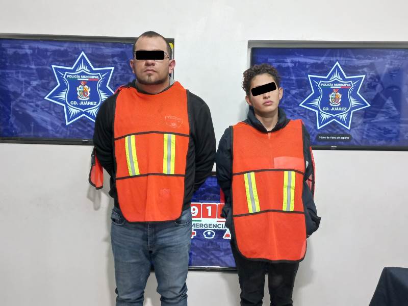 detenidos con droga.armas y moto robada