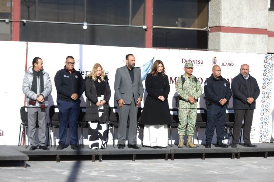 izamiento bandera-12en