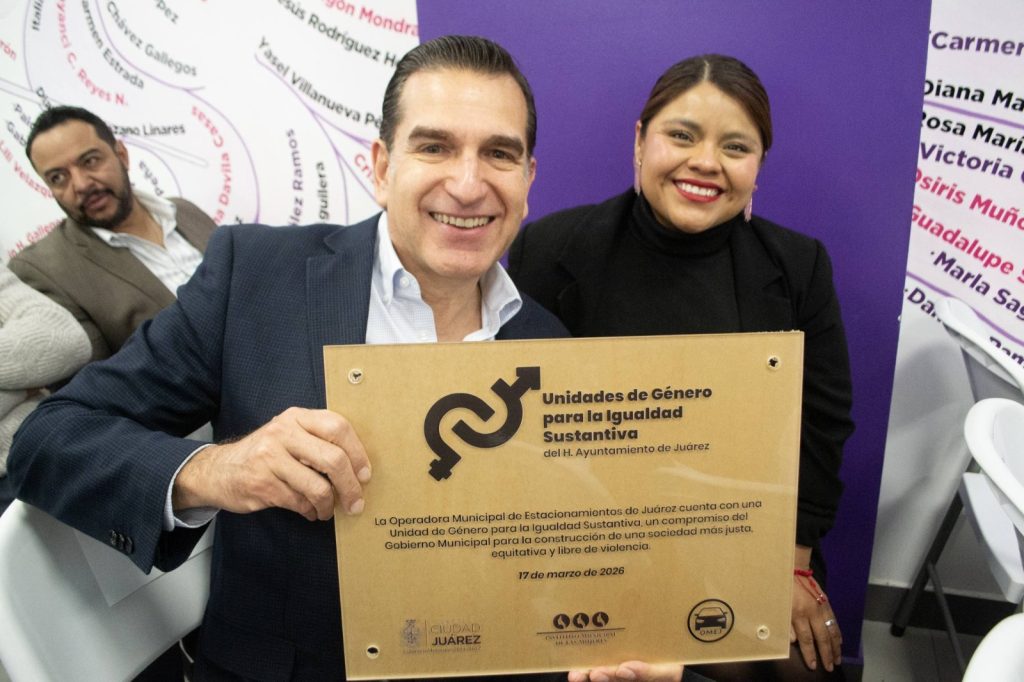 Jaime Flores-reconocimiento omej