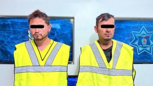detebidos con arma larga y droga
