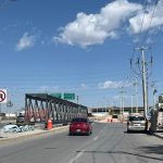 Construyen puente peatonal en Talamás Camandari y bulevar Independencia