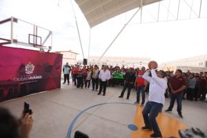 cruz-entrega canchas esc