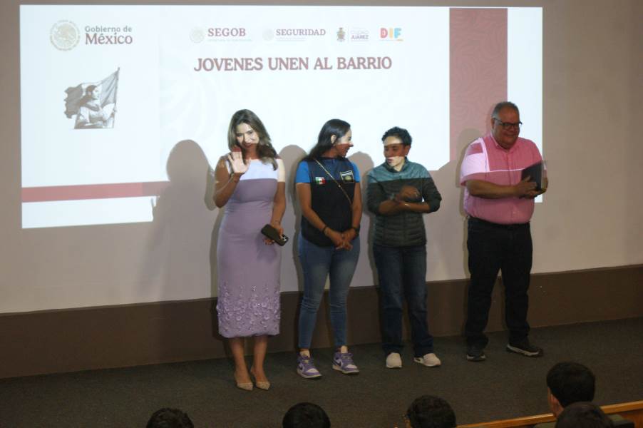 jovenes unen al barrio