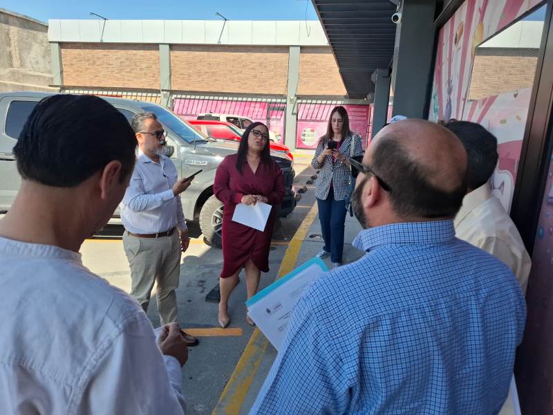 regidores inspeccionan predio