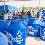 JMAS entrega tinacos y abastece agua en la zona de Los Kilómetros