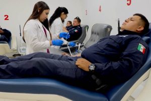 polis donan sangre junio
