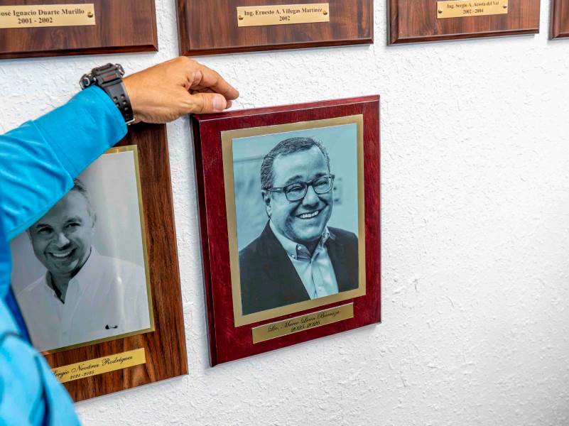 jmas-homenaje postumo a licon1
