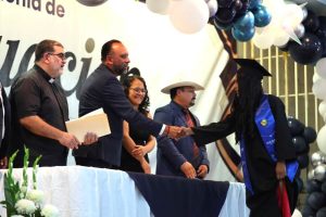 ortiz-graduacion salesianos