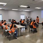 Salud Municipal imparte taller de autocuidado a trabajadores de empresa en Ciudad Juárez