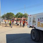 Llevan labores de bacheo a la Carretera Juárez Porvenir.