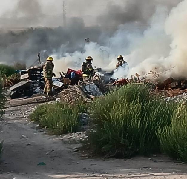 incendio acaba con vivienda