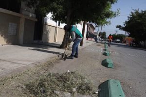 limpian calles del centro