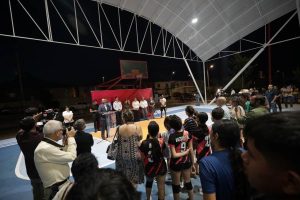 ortiz-entrega domo para parque