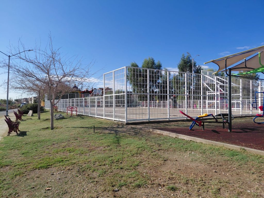 dan mantenimiento a parques lagos