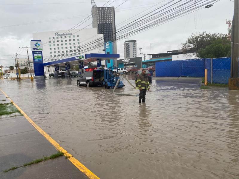 desfogan agua de la paseo v