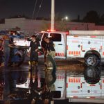 Bomberos atienden encharcamiento en la Juárez-Porvenir y Seguridad Vial mantiene operativo