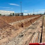 Dos vehículos caen en excavaciones de obra de la JMAS sobre el bulevar Independencia
