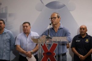 Enrique Licon-oord directores