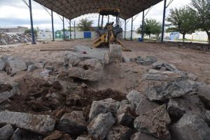 construyen gim en la sec 33