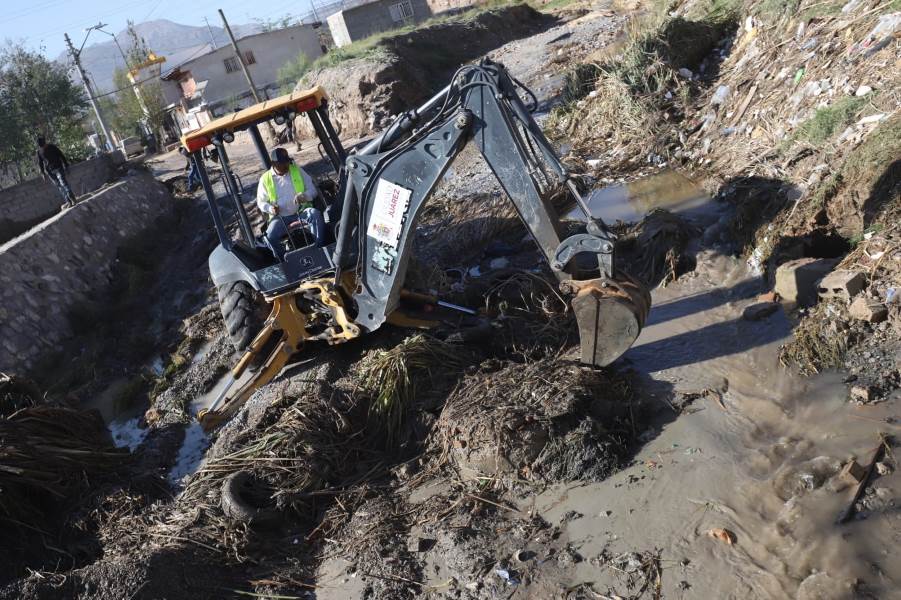 limpian col afectadas por lluvias