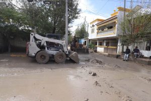limpian col poniente afectadas