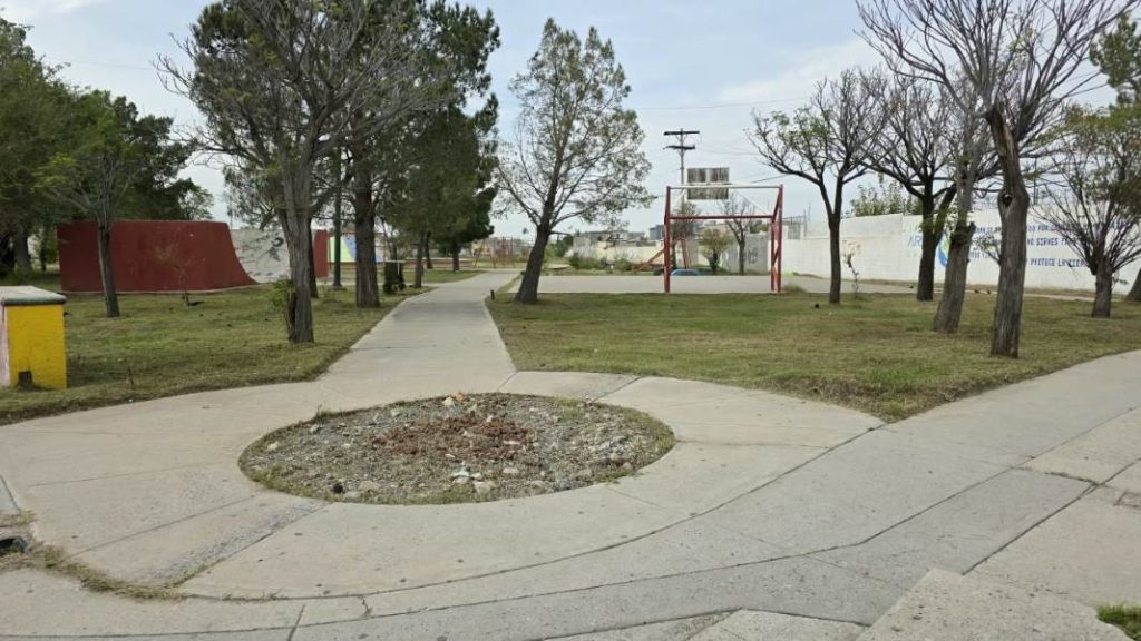 limpian parque rincones salvarcar
