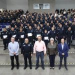 Reconoce alcalde a 122 policías municipales por desempeño y años de servicio