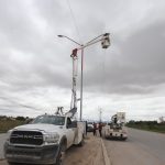 Refuerzan limpieza y alumbrado en vialidades afectadas por lluvias