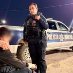 Policías auxilian a hombre que se autolesionó en Ciudad Juárez